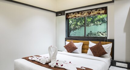 Megh Residency Room Type - Classic Rooms