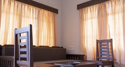 SHARDA RESIDENCY Room Type - Suite Room