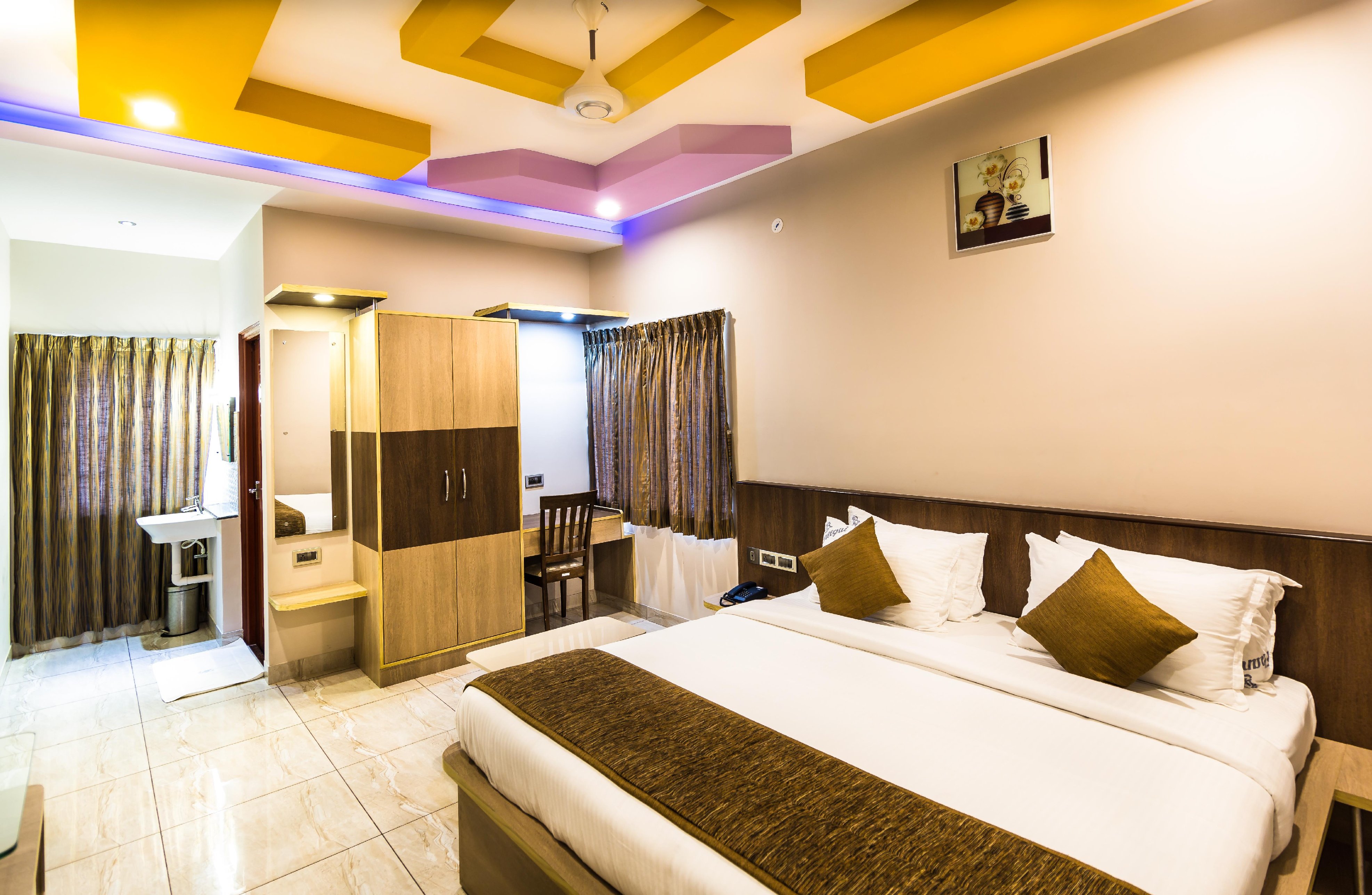 Thaneegai. Residencey Room Type - STANDARD ROOM