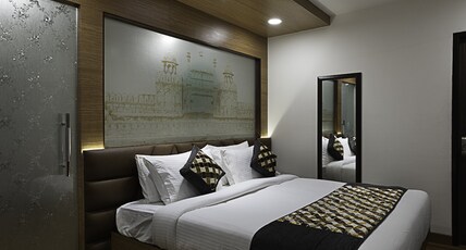 Delhieez - A Boutique Hotel Room Type - Platinum Room with Balcony and Living Area Delhieez - A Boutique Hotel Room Type - Platinum Room with Balcony and Living Area