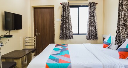 GANDHARVRA  RESIDENCY KOREGAON PARK Room Type - Deluxe Room AC