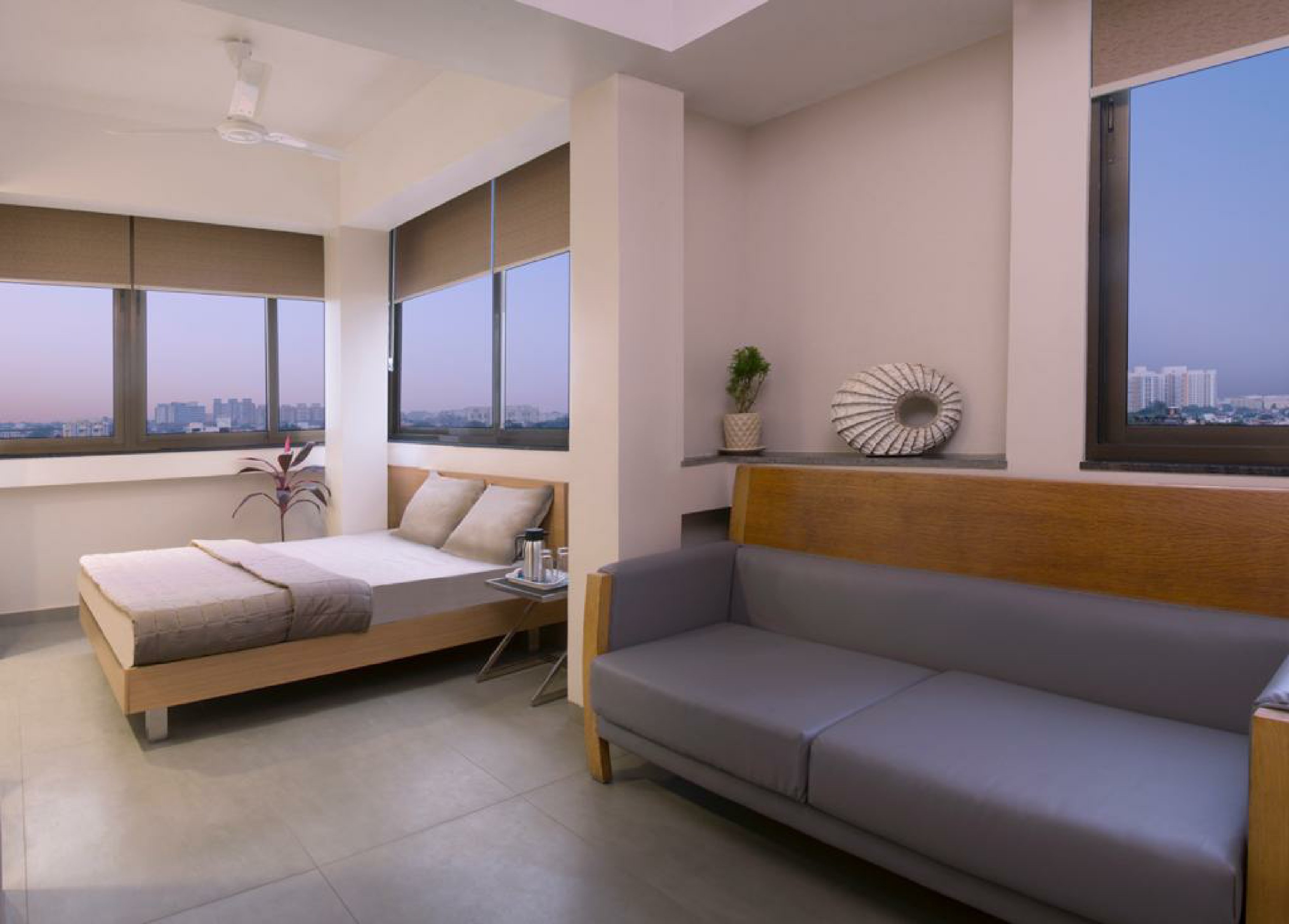 Aavas Inn Room Type - Junior Suite