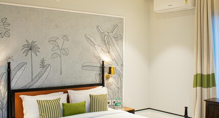 The Sierra - By The Lake Room Type - Premium Suite with Balcony