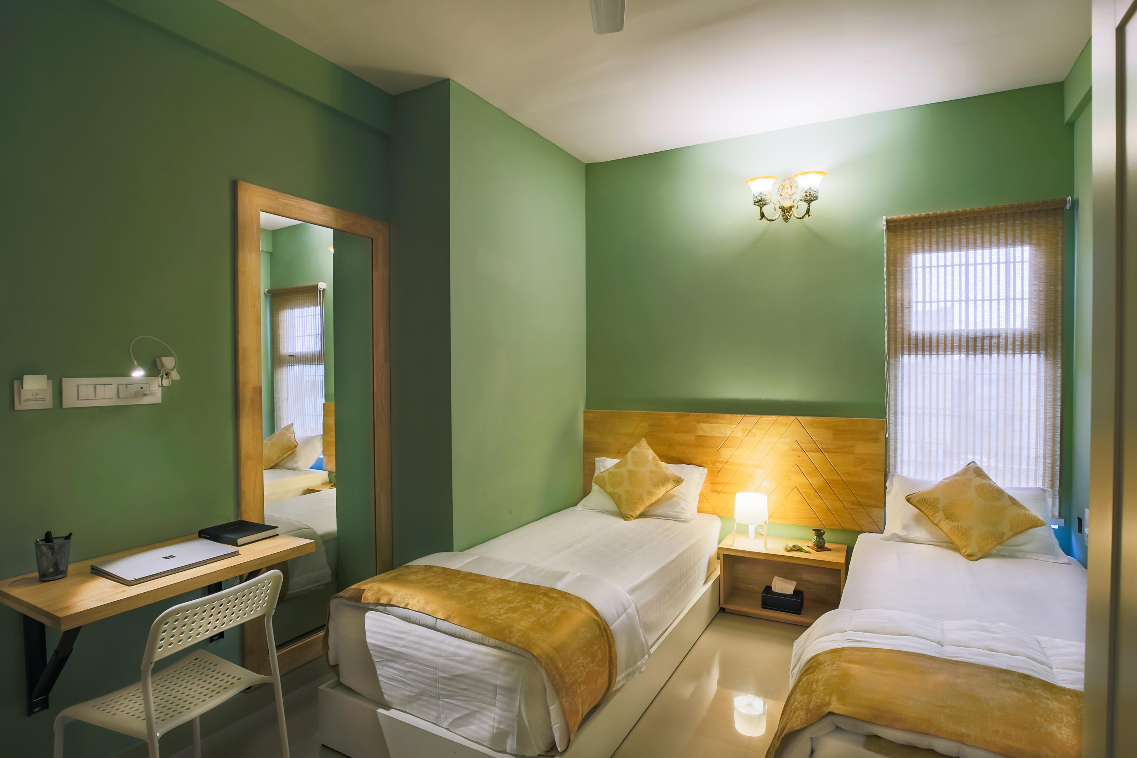 Oasis Executive Suites - Tap to explore photos