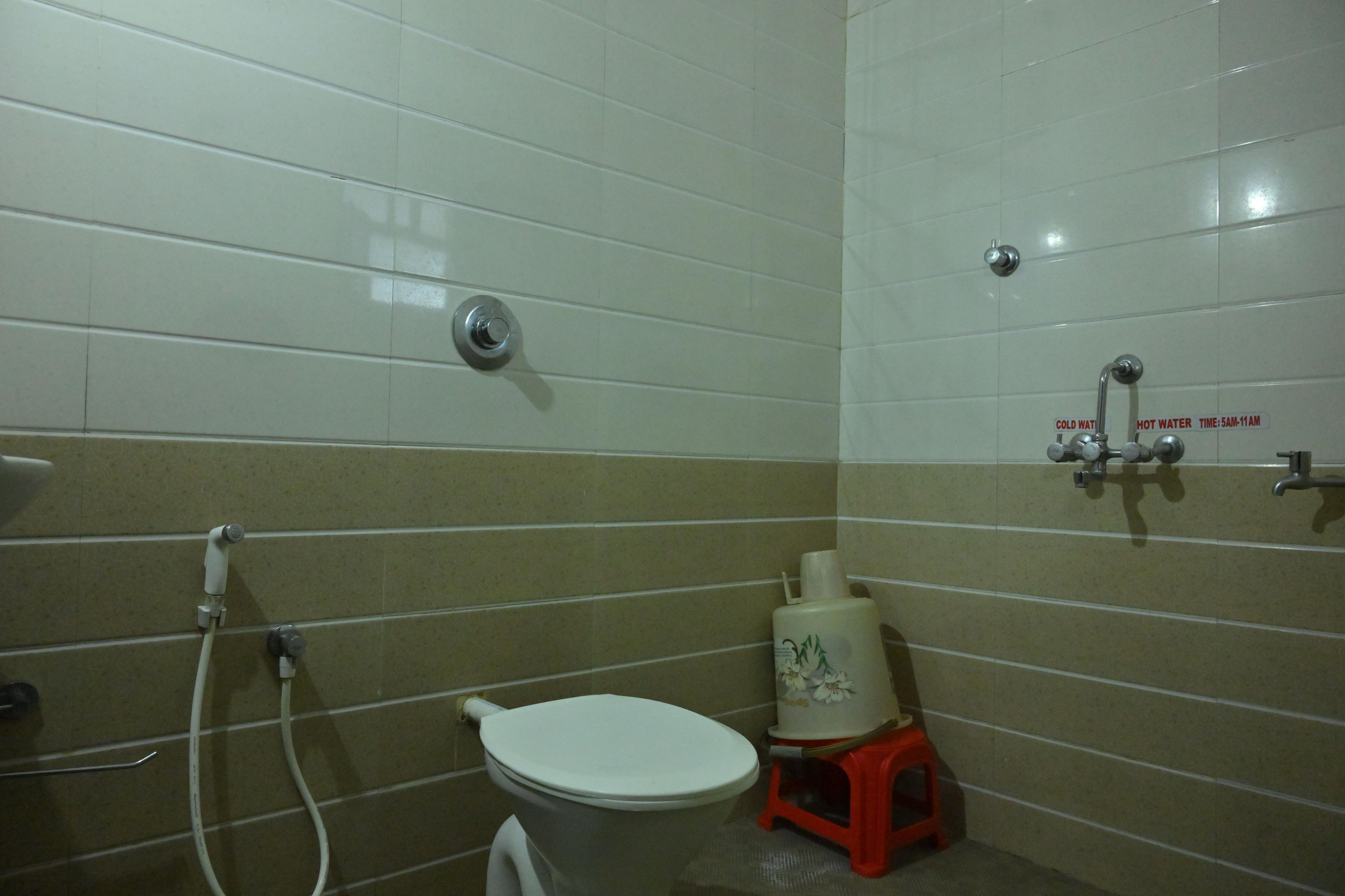 Reshma Lodge, Mangalore Room Type - Twin room