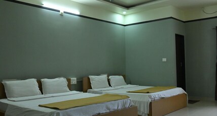 Reshma Lodge, Mangalore Room Type - Premium Executive Room