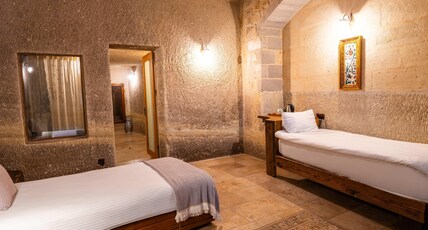 Design Cave Hotel Room Type - Suite Room Design Cave Hotel Room Type - Suite Room