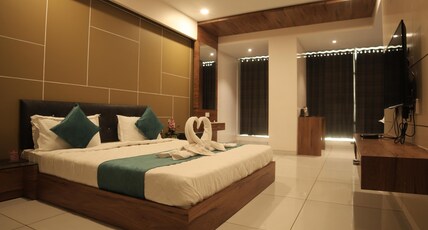 Hotel Carrefour patan Room Type - Suite Room with Bathtub