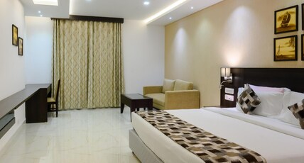 Ranjitha Palace (MANIPAL INN) Room Type - DELUXE ROOM