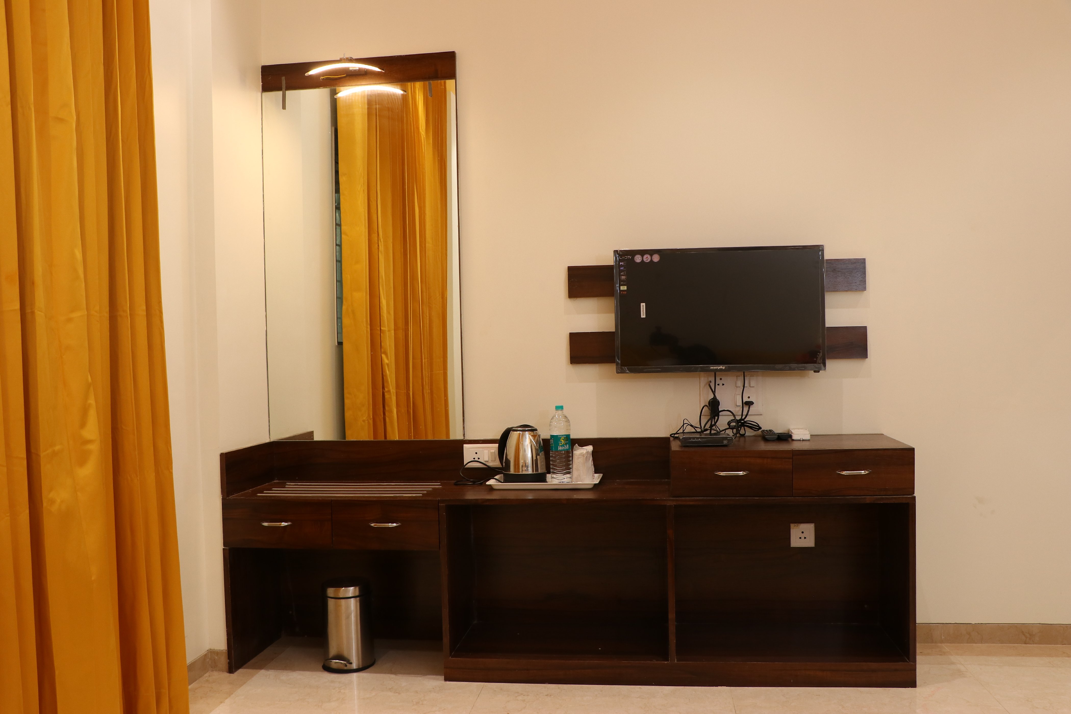 Hotel CVR Grand Room Type - Royal Executive Hotel CVR Grand Room Type - Royal Executive