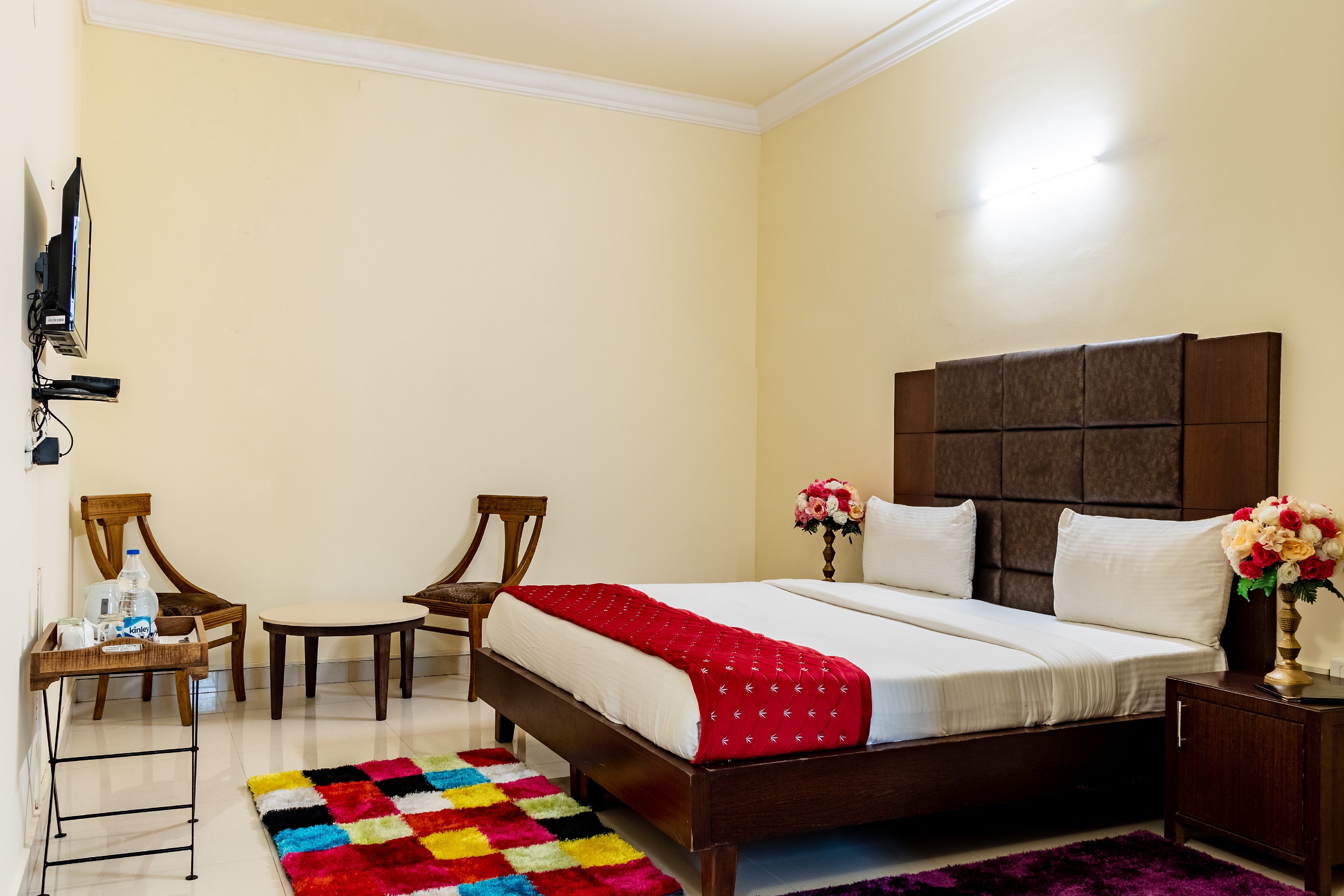 White Diamond Room Type - Deluxe Room