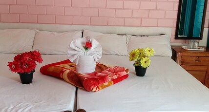 Moons Mirror Resort Room Type - 4 bed standard room
