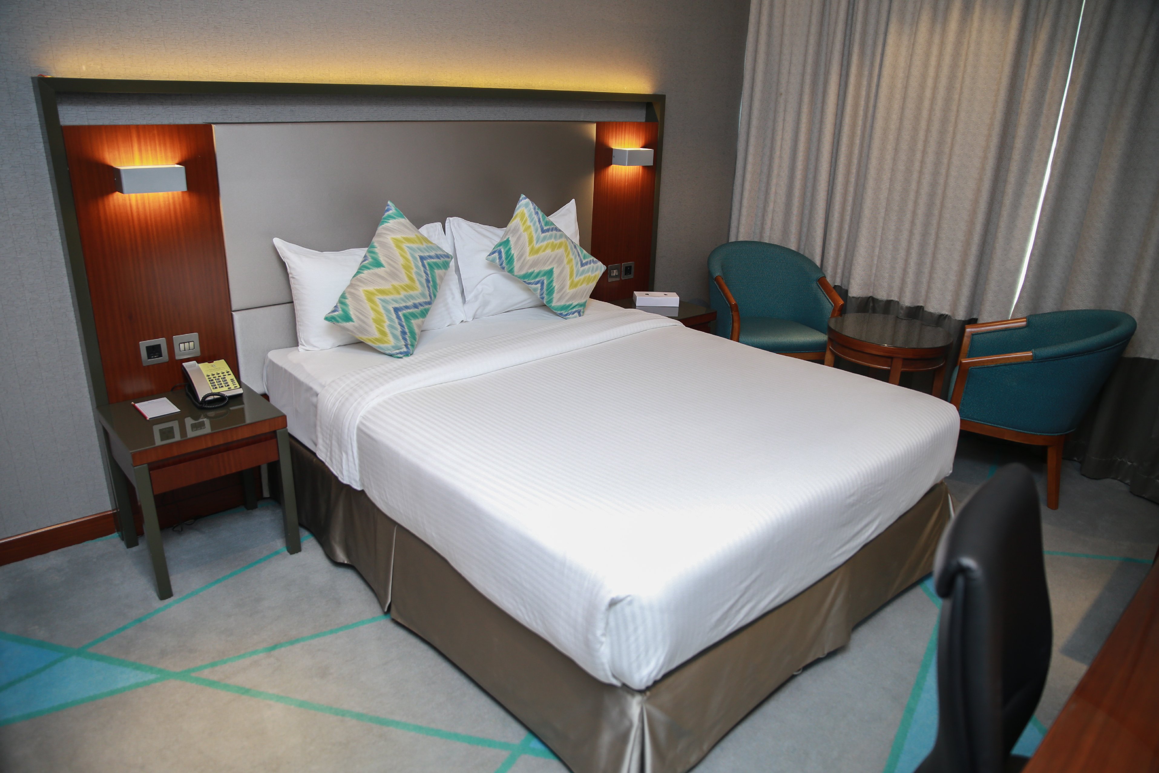 Versailles by Vieras Hotel Room Type - Deluxe King Size