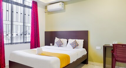 Brahmaputra homestay 2 min from Paltan Bazar Room Type - Deluxe Ac Room With Free wifi