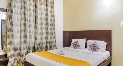 Brahmaputra homestay 2 min from Paltan Bazar Room Type - Deluxe Room With Private Living Room