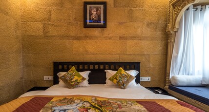 Hotel Amar Villa Room Type - Super Deluxe AC Room with Balcony