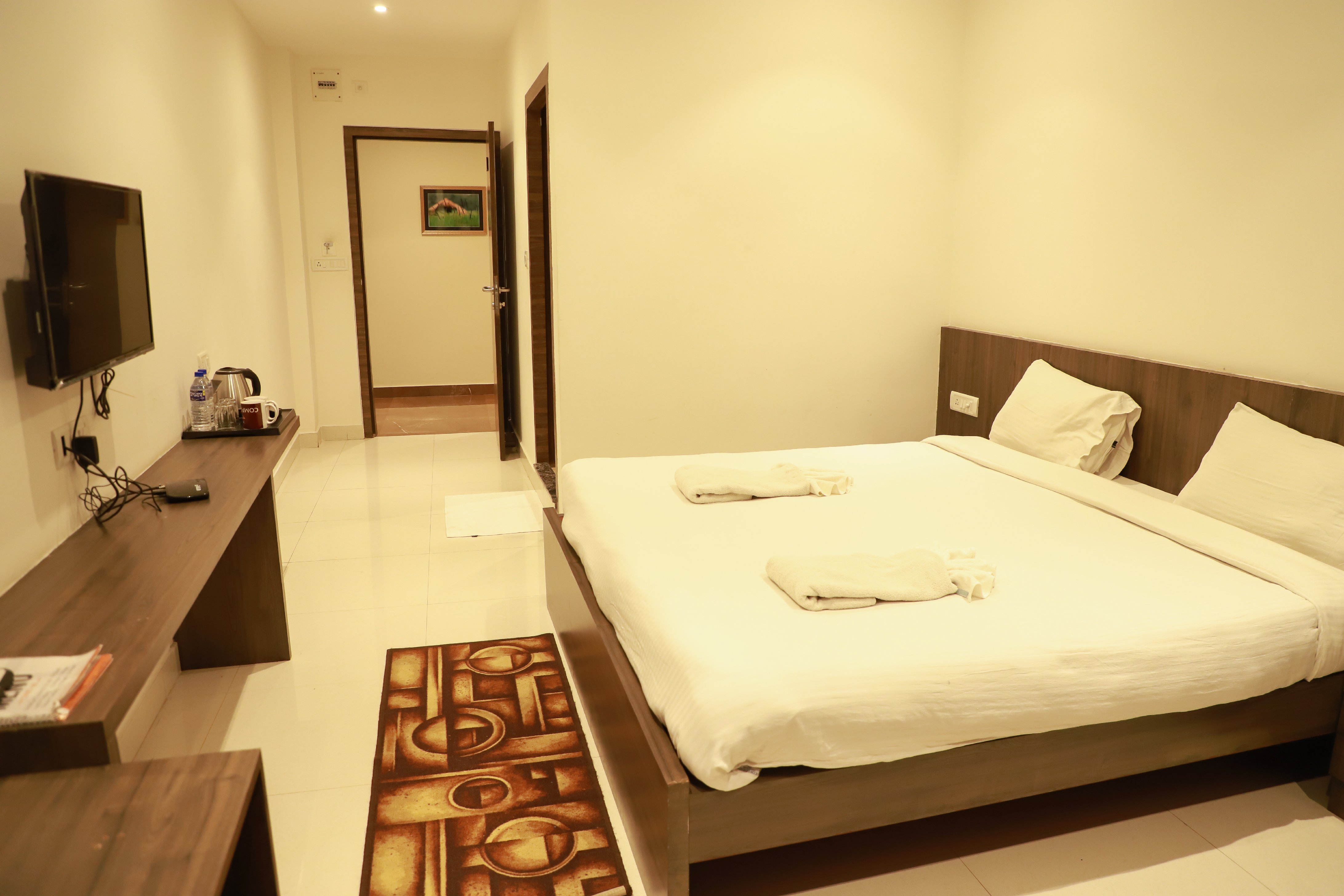 Comfort Hotel,Dibrugarh Room Type - Executive Room