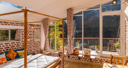 Zostel Plus Mussoorie (Kempty) Room Type - Deluxe Private Room