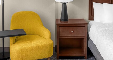 Hampton Inn & Suites - Coconut Creek, FL Room Type - 1 KNG ACCESSIBLE TUB NS