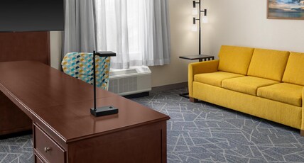 Hampton Inn & Suites - Coconut Creek, FL Room Type - 1KN STDO MIC FRIDG WTBR NS