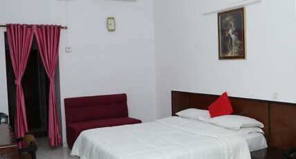 Coconut Ivy Resort Room Type - Super Deluxe With Bath Tub