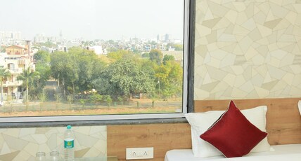 Hotel Shakun Room Type - Deluxe Room Hotel Shakun Room Type - Deluxe Room