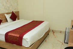 Address of Hotel Shakun