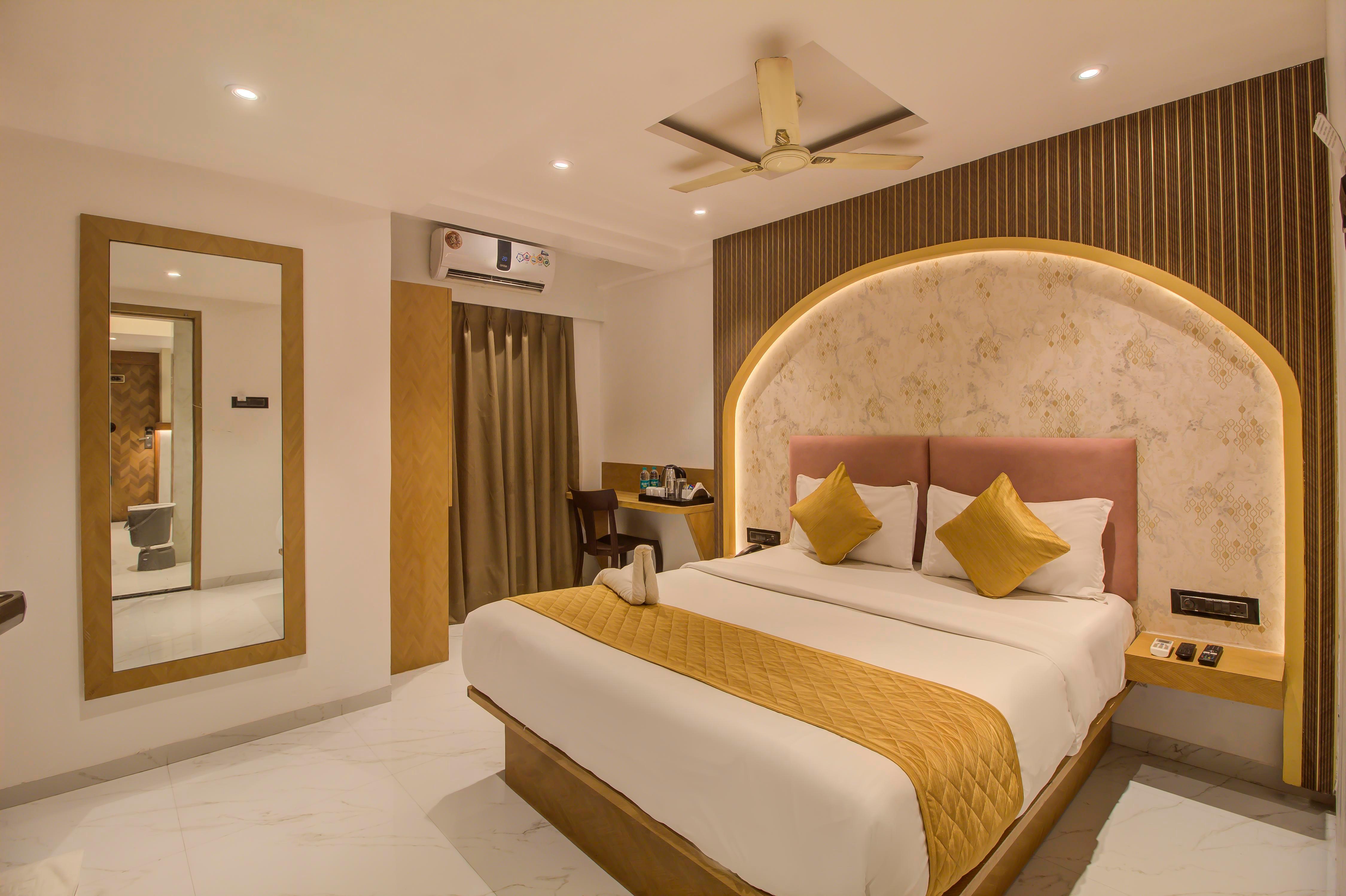 Hotel Malad Inn