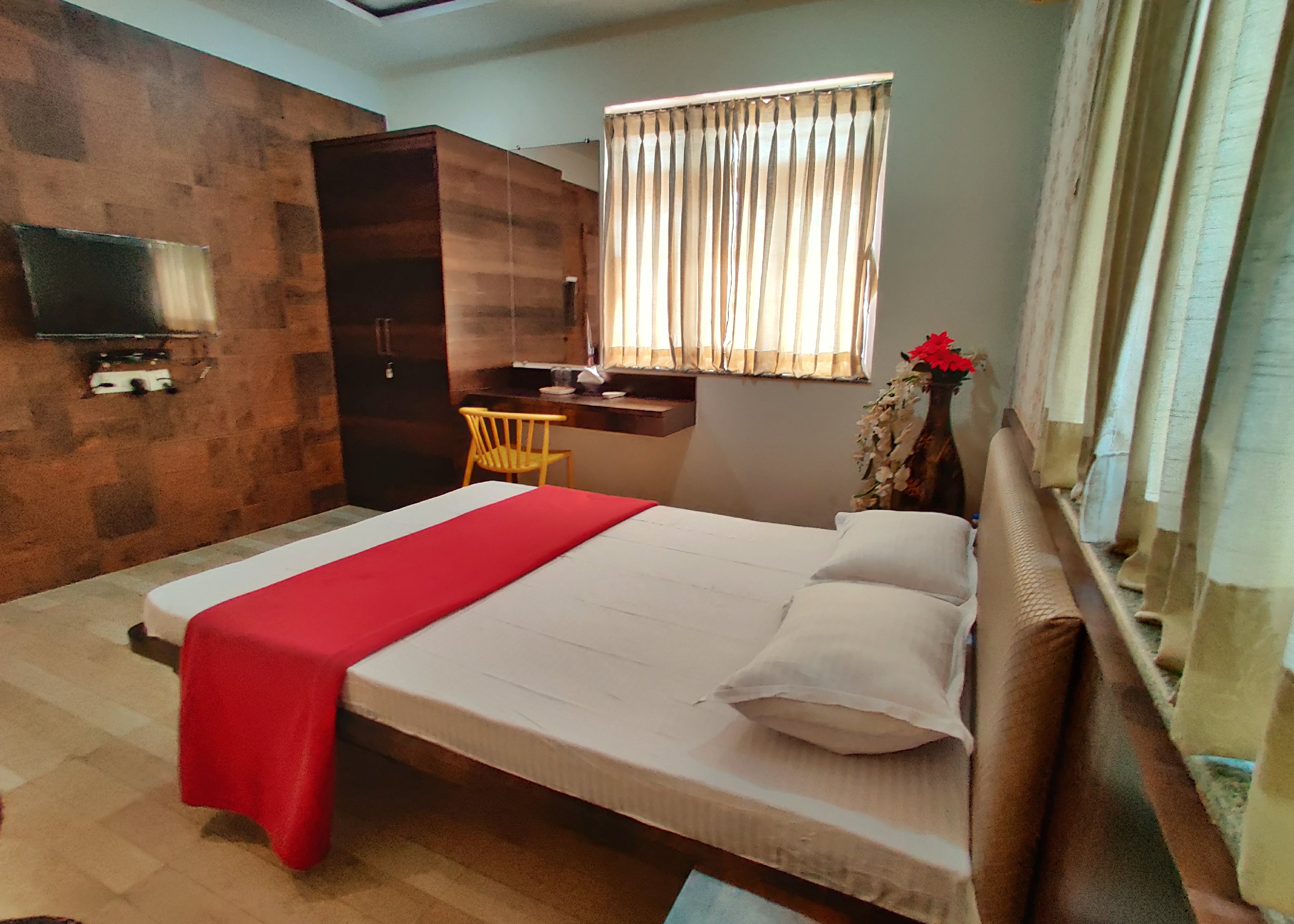 Shoolin Homestay Room Type - Deluxe  Double Room