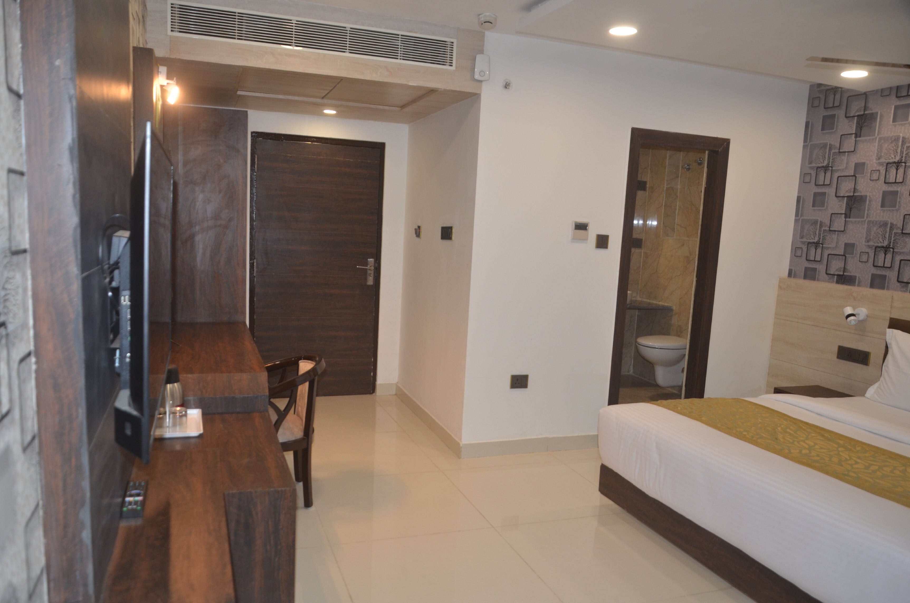 Hotel Rajeev Regency, Gopalganj - Tap to explore photos