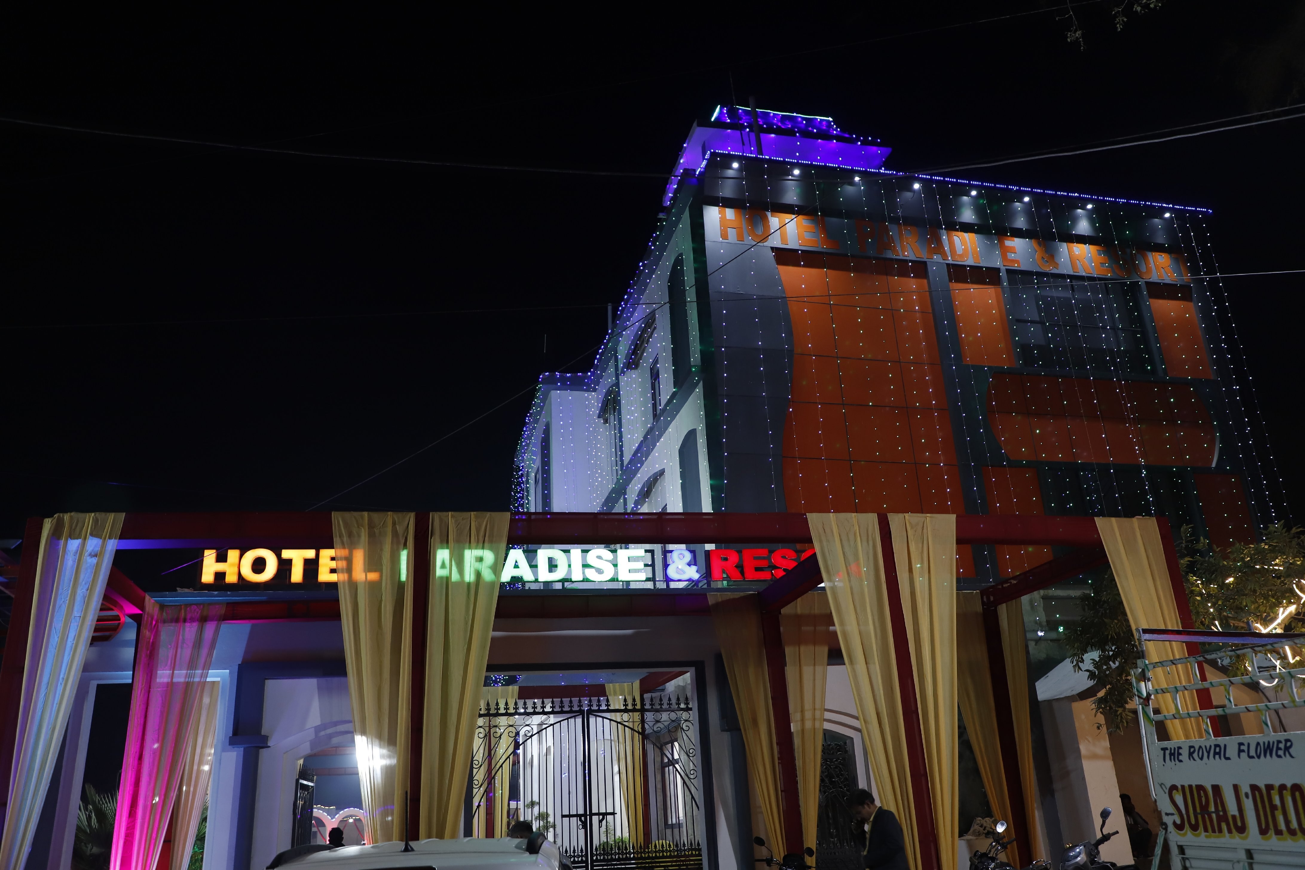 Hotel Paradise & Resort - Tap to explore photos