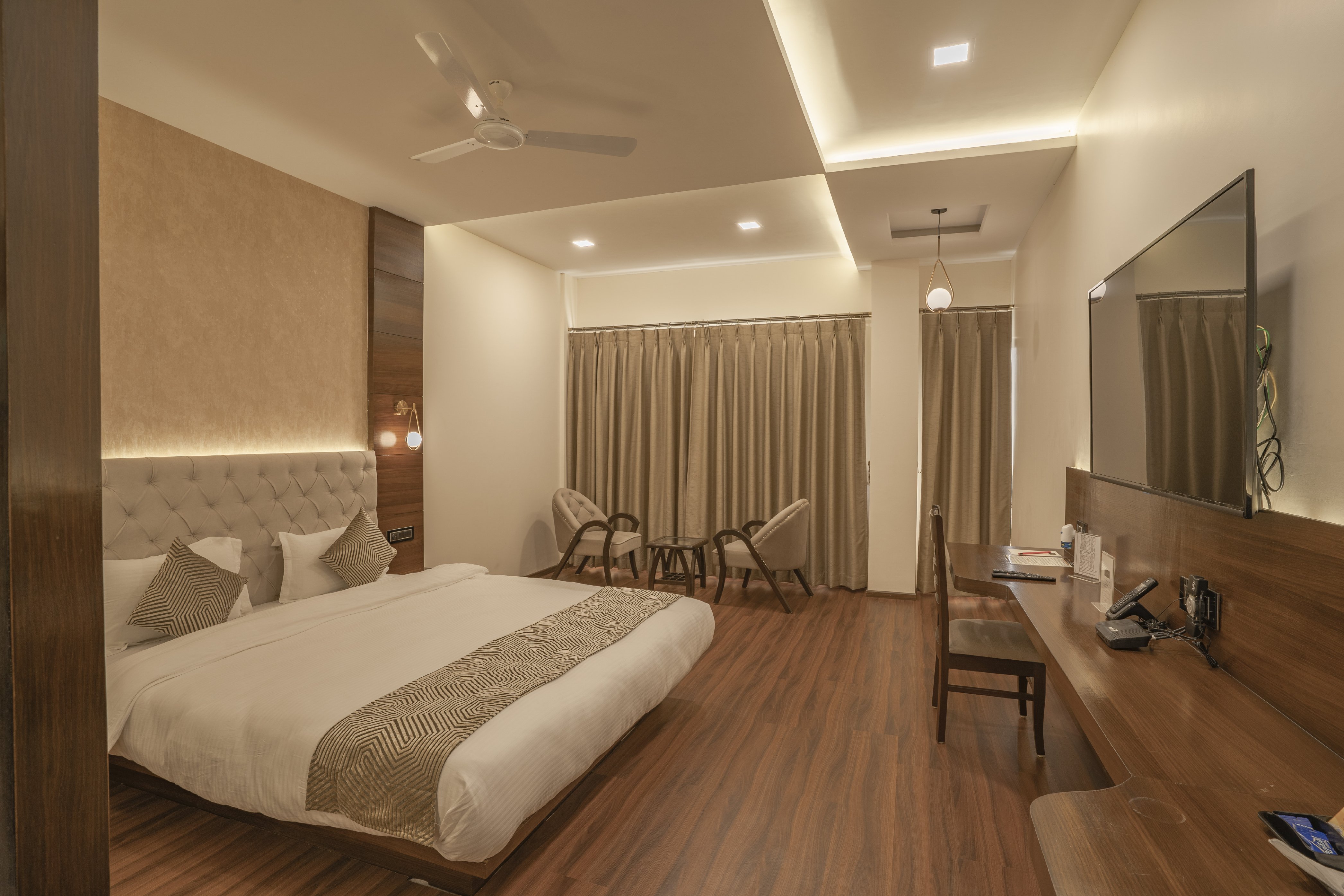 Hotel Stay Casa Room Type - Super Deluxe Twin Bed (Free Gym)