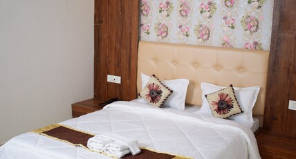 HOTEL TLB PALACE Room Type - SEMI EXECUTIVE