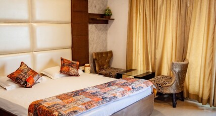 Rahi Triveni Darshan, Prayagraj Room Type - AC Deluxe Room