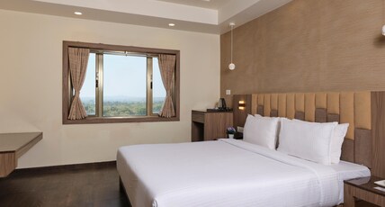 Pride Biznotel Gir Room Type - Suite Room
