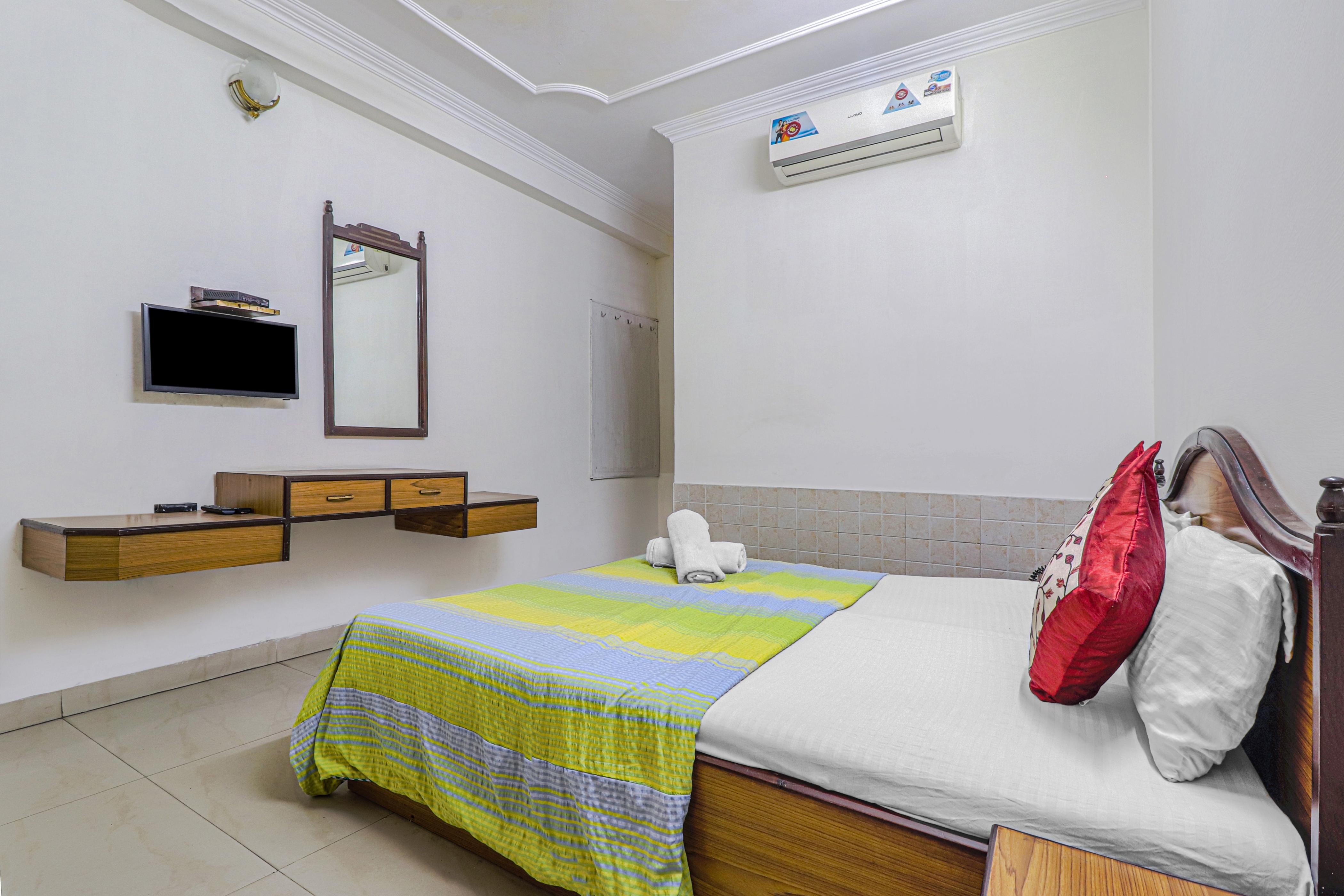 HOTEL SIDDHARTH Room Type - AC STANDARD ROOM