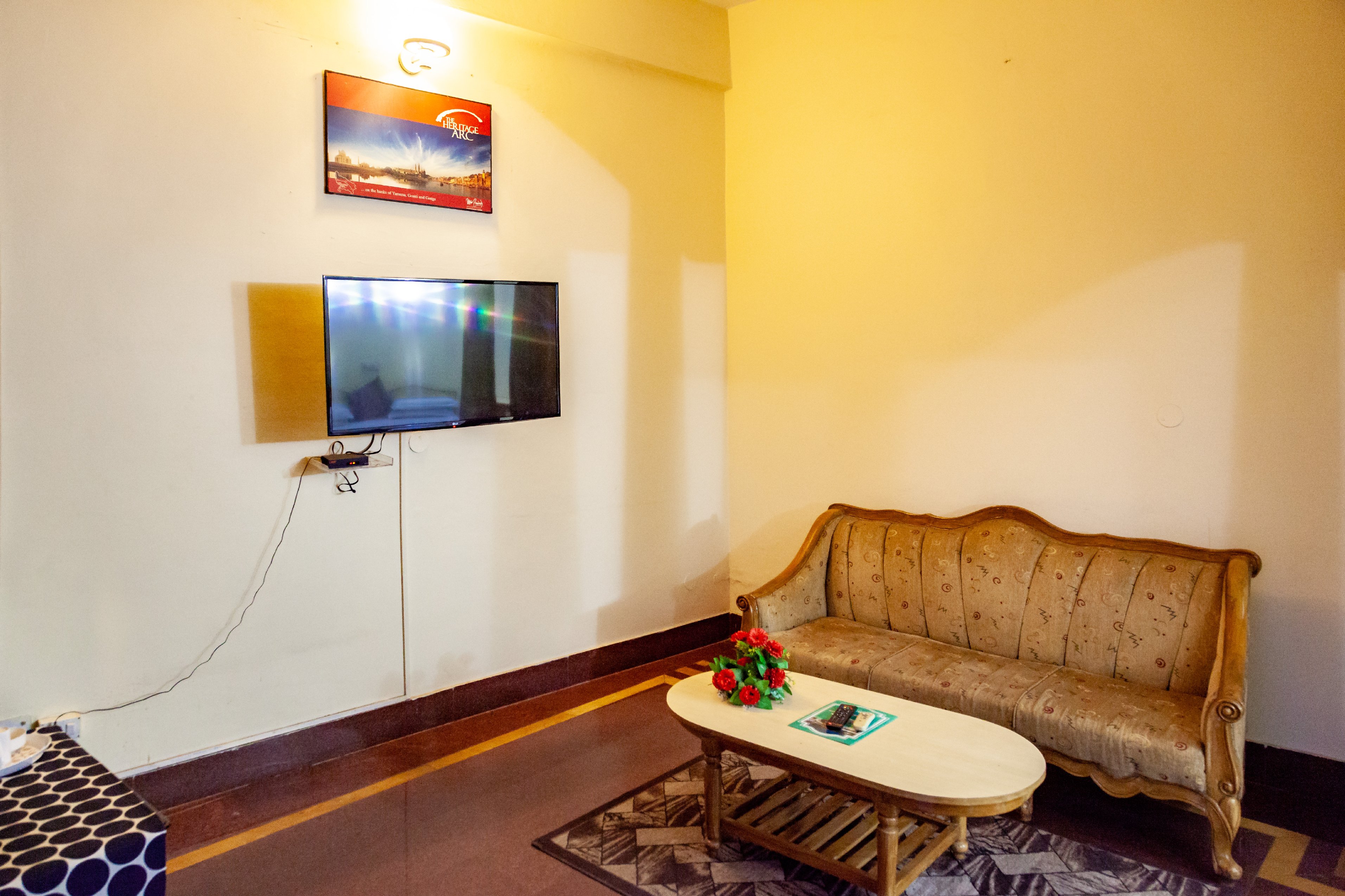 Hotel Alaknanda on the Ganges Haridwar - Tap to explore photos