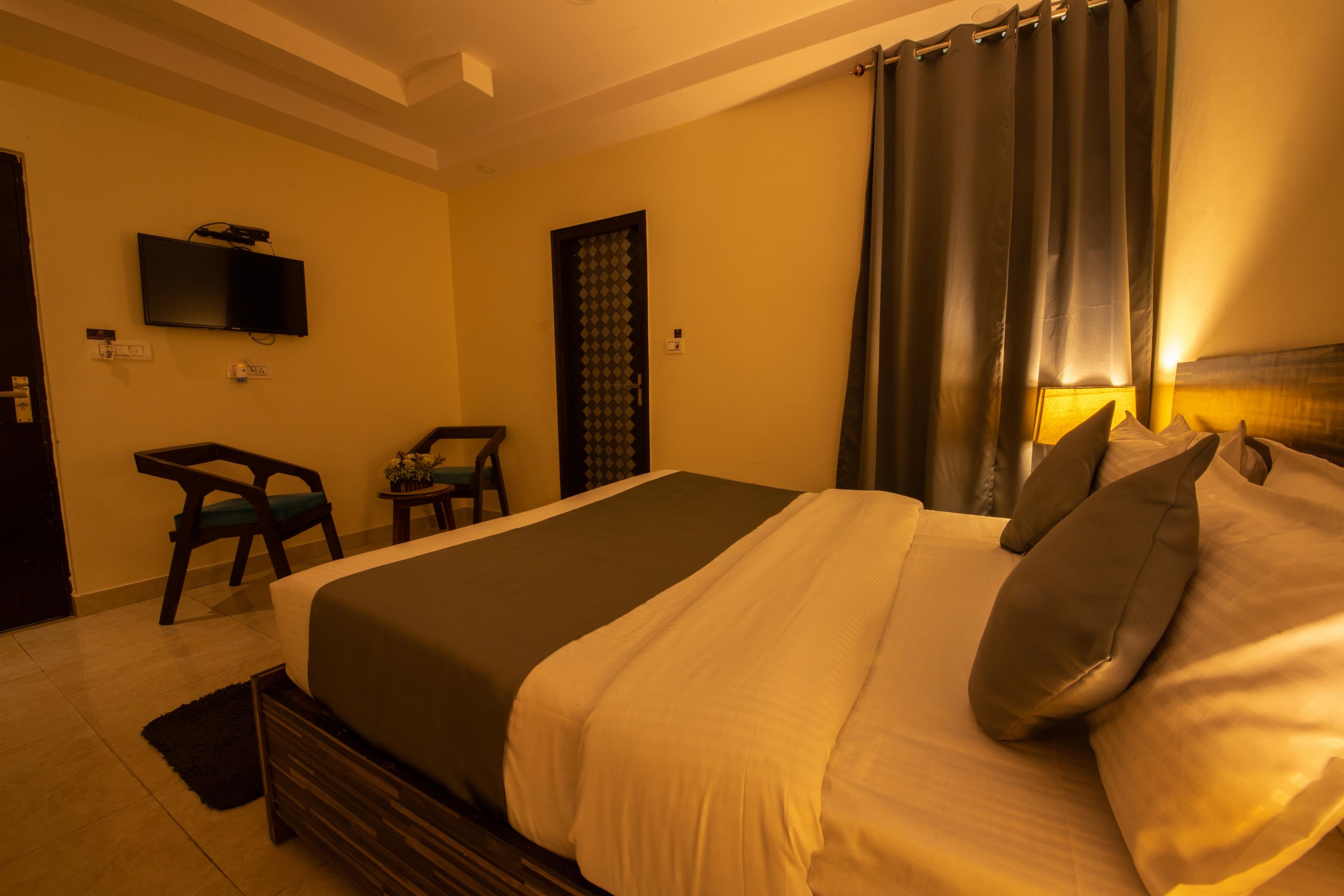 Perfectstayz Value Umra Grace near Haridwar Railway Station - Tap to explore photos