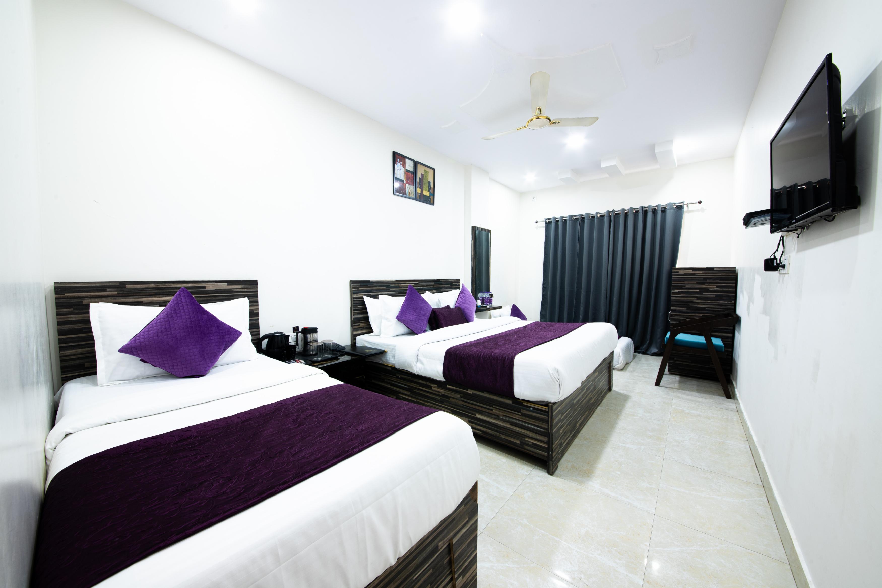 Perfectstayz Value Umra Grace near Haridwar Railway Station - Tap to explore photos