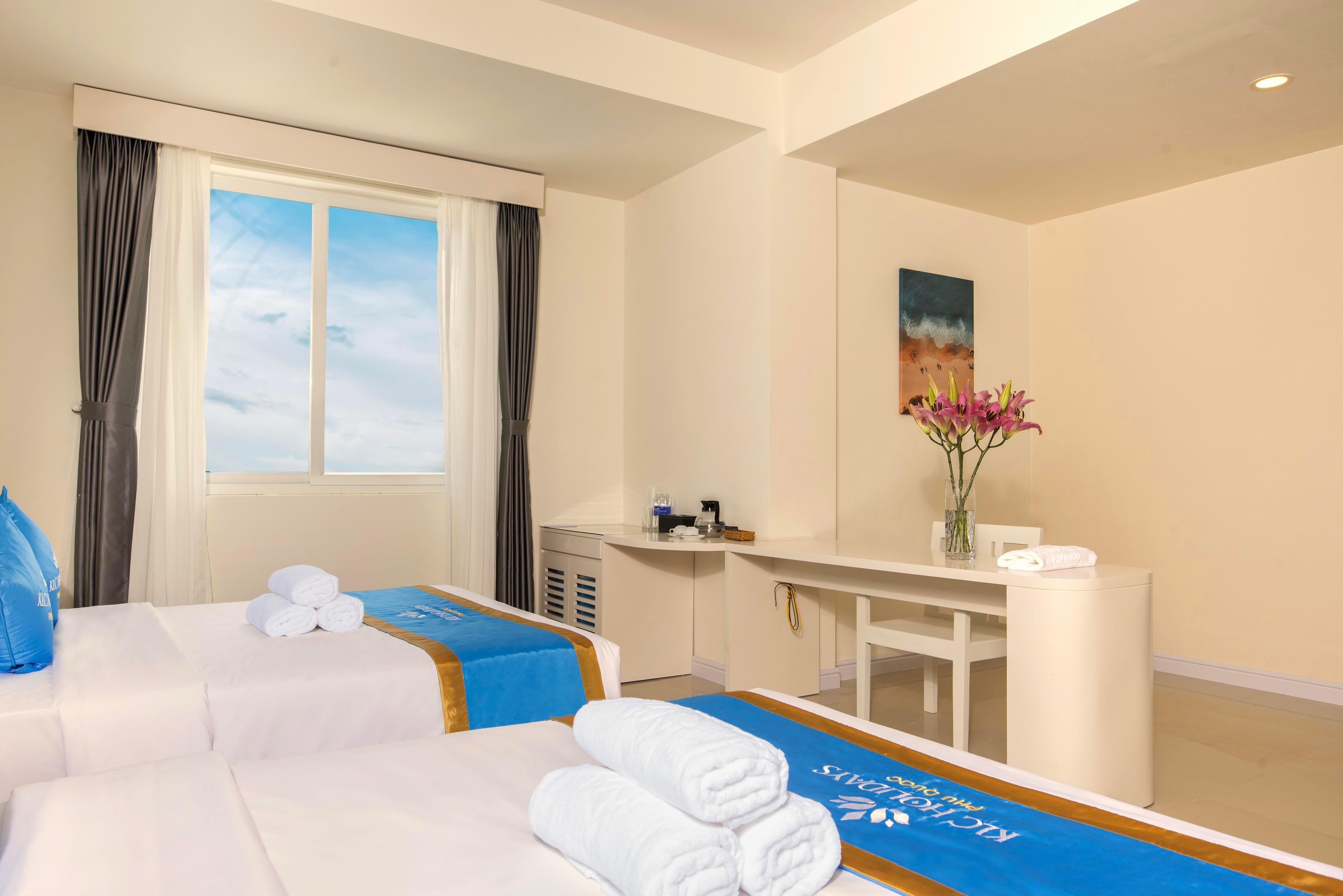 KLC HOLIDAYS PHU QUOC - Tap to explore photos