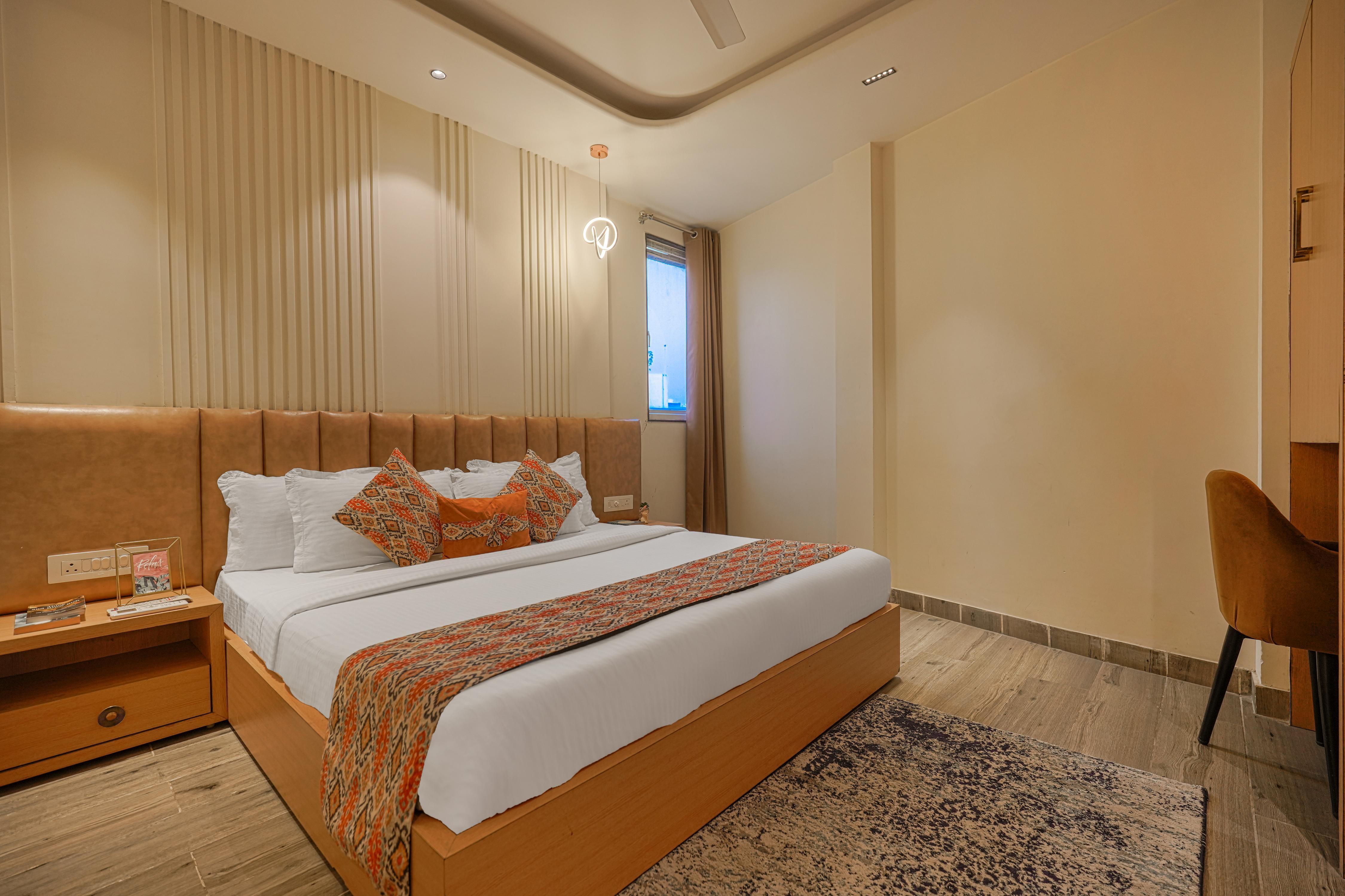 Hotel Heaven View - 50 m From Golden Temple - Tap to explore photos
