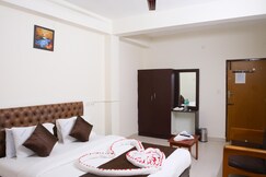 Ganesh Guest House Koyambedu Bus stand