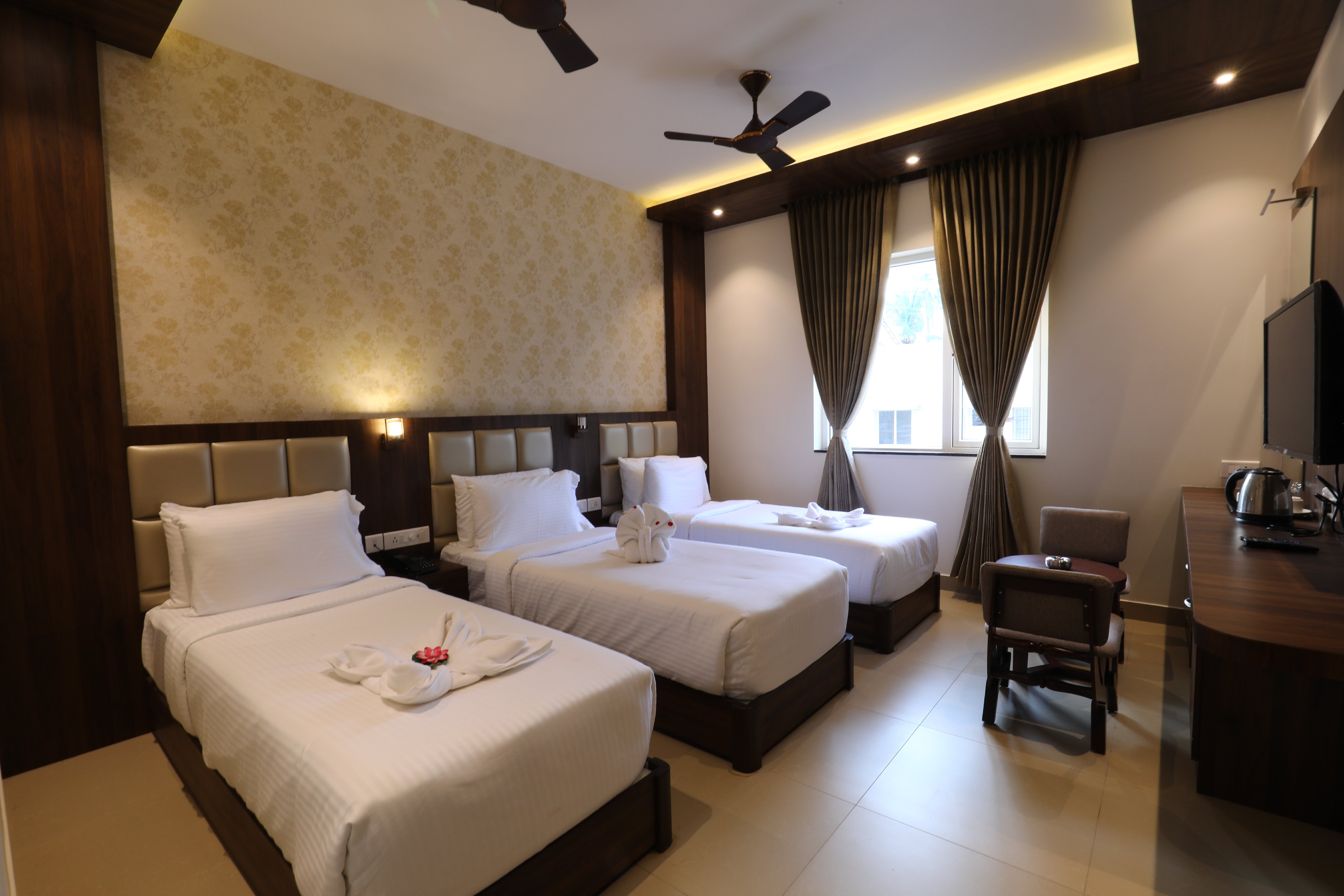 Mayuraa Residency | Rooms & Caretaker - Tap to explore photos