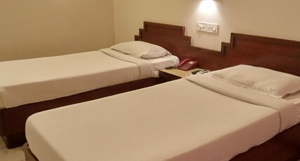 Hotel Thaai (Near Railway Station ) Room Type - Standard Deluxe Hotel Thaai (Near Railway Station ) Room Type - Standard Deluxe