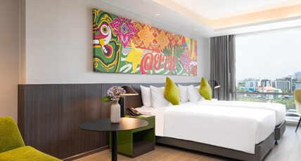 Maitria Hotel Rama 9 - A Chatrium Collection Room Type - Premier Garden View King Bed