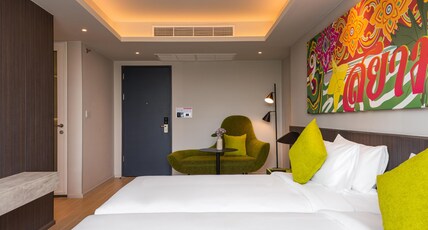 Maitria Hotel Rama 9 - A Chatrium Collection Room Type - Deluxe City View Twin Bed