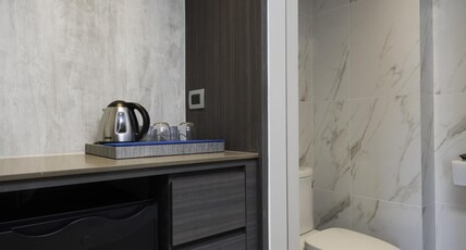 Maitria Hotel Rama 9 - A Chatrium Collection Room Type - Grand Deluxe Garden View Twin Bed