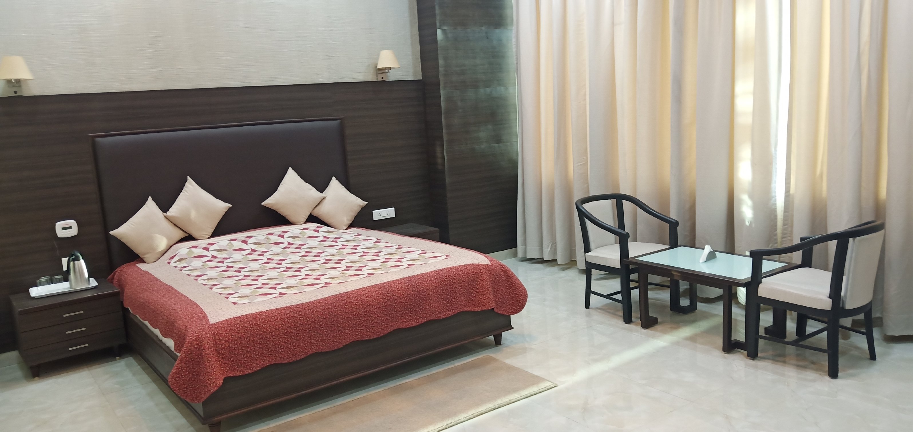MPT Madhyalok , Vashi Room Type - AC Deluxe