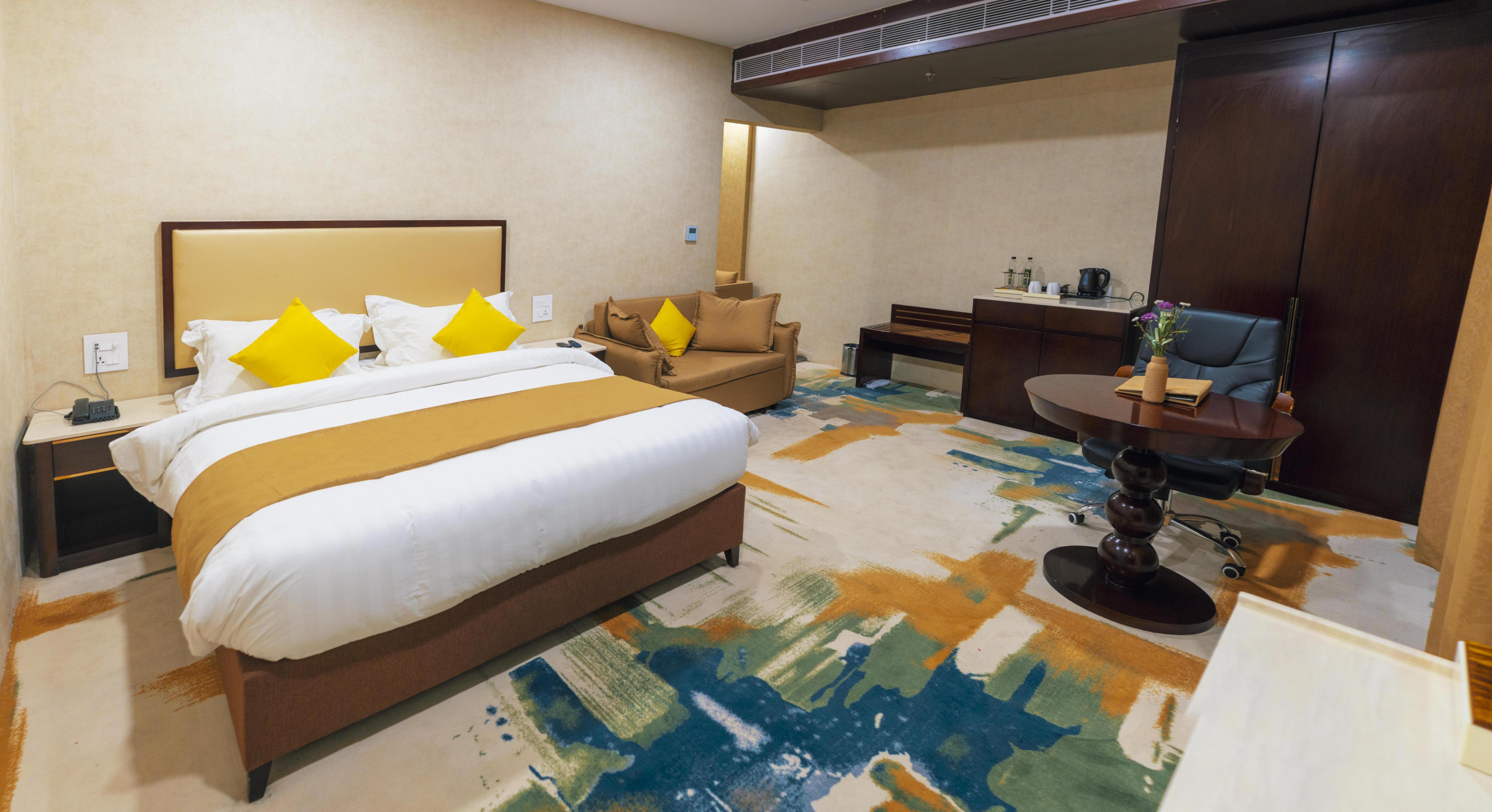 Om Resorts Room Type - SUITE ROOM (With Free Pool use)