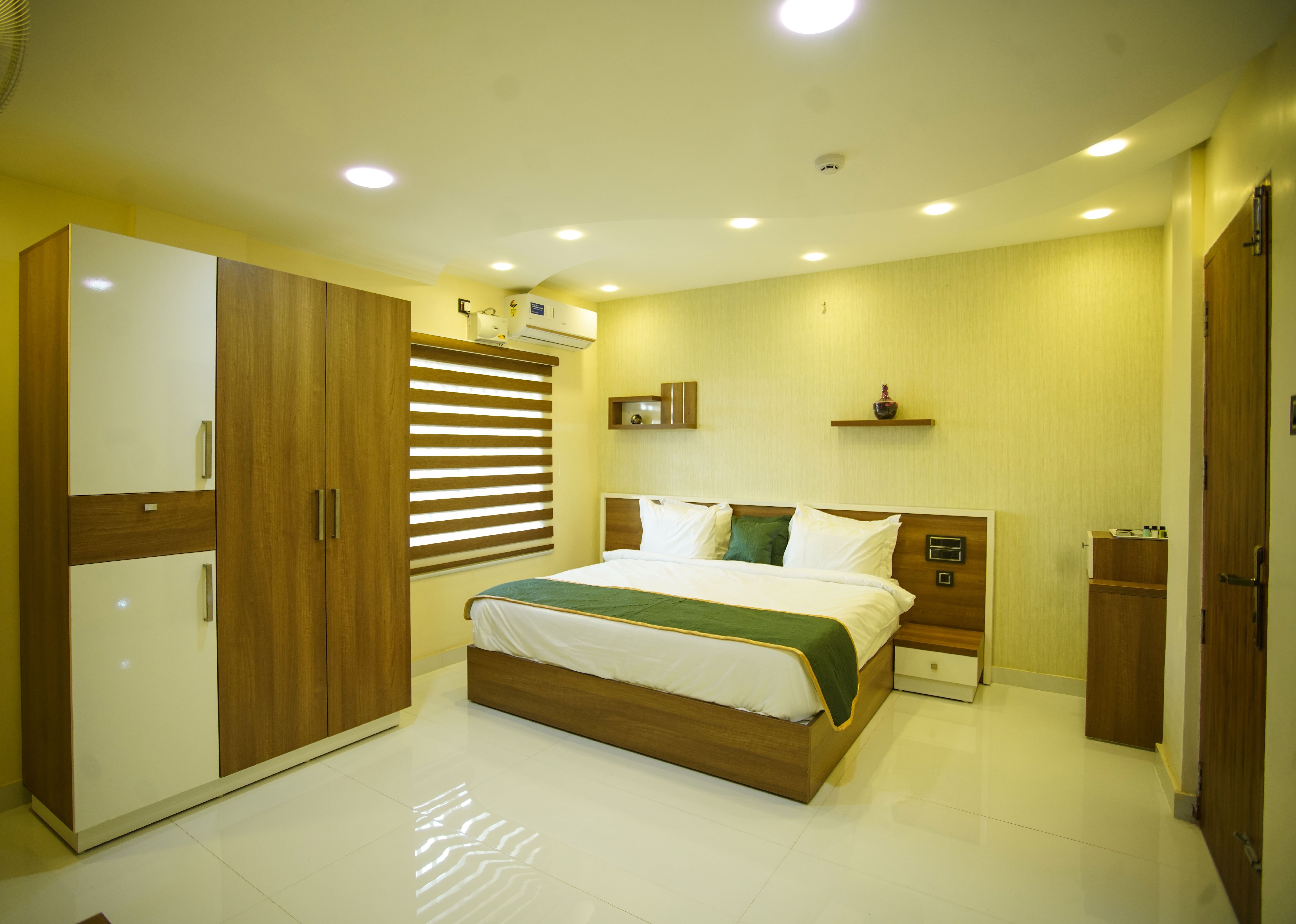 Builda Park Inn Room Type - Deluxe Apartment(Royal suite)